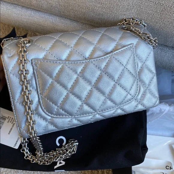 SOLD Chanel mini 2.55 in metallic leather - Picture 4 of 14